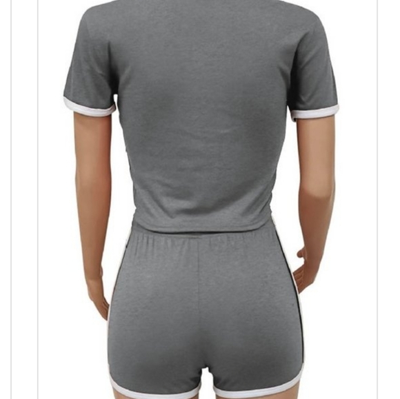 short sleeve short set - Picture 5 of 5